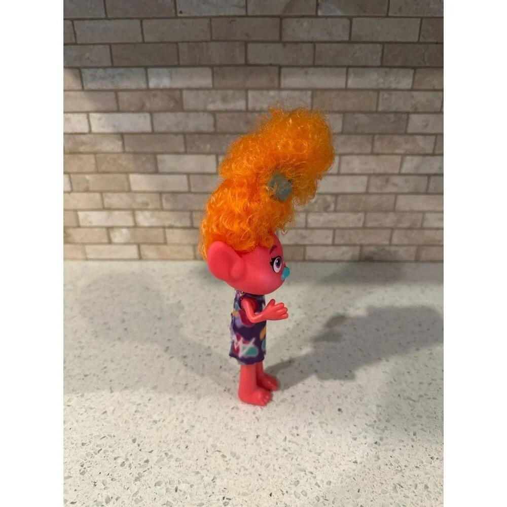 Trolls DreamWorks Stylin DJ Suki Doll Dress Hair Accessory Doll Hasbro #33 - Picture 4 of 4